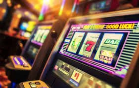 Phoenix Rises slot game interface on hokihappy.com platform